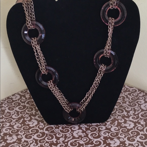 Gold Chain Acrylic Necklace - Picture 1 of 3